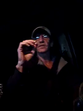 coolbrease10 online show from March 16, 2026, 1:13 am