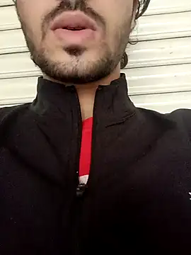 White devil02 online show from December 4, 2024, 11:57 am