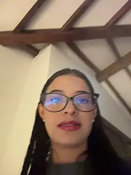 Snapshot of Arilw chatting on February 14, 2026, 9:09 am Arilw online show from February 14, 2026, 9:09 am