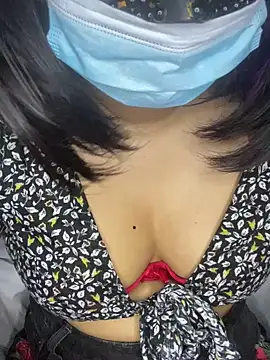 Snapshot of Shadow_Girl007 chatting on March 14, 2025, 5:02 pm Shadow Girl007 online show from March 14, 2025, 5:02 pm