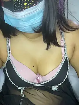 Snapshot of Shadow_Girl007 chatting on March 15, 2025, 11:17 pm Shadow Girl007 online show from March 15, 2025, 11:17 pm