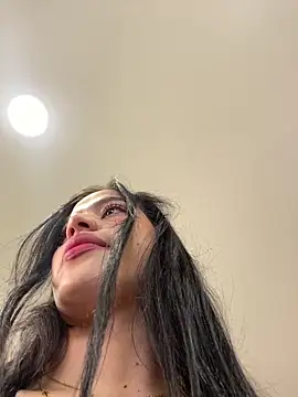 ariel jonees online show from September 14, 2025, 3:51 am