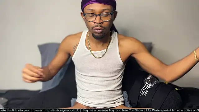 MobyDxck online show from April 7, 2026, 11:17 pm