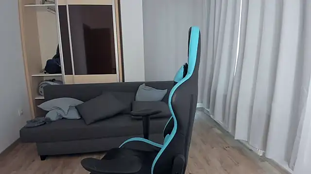 MatMalonne online show from October 1, 2025, 5:12 am