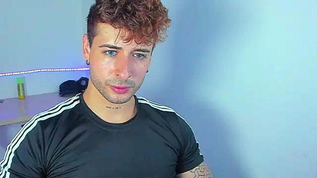 Ares blue online show from November 3, 2025, 1:26 pm