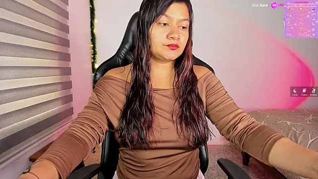 hollymollyxoxo online show from April 13, 2026, 3:49 pm