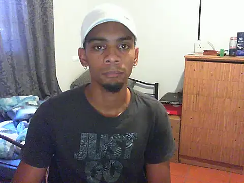 29YOURZ 28  online show from March 17, 2025, 10:38 am