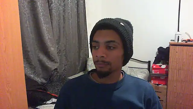 29YOURZ 28  online show from September 11, 2025, 6:08 pm