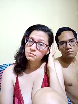 couple orgasm online show from October 26, 2025, 12:16 pm