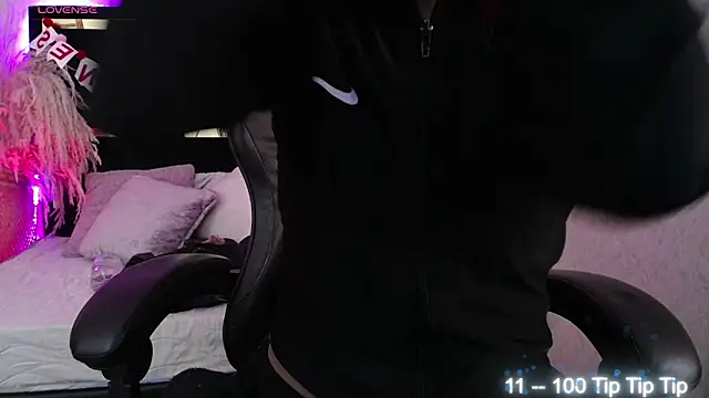 Bunny O online show from February 19, 2026, 1:24 am