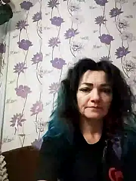 SweetLeila40 online show from February 6, 2025, 8:34 pm