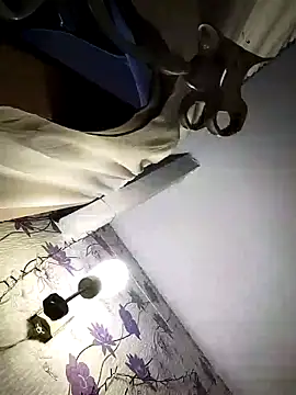 SweetLeila40 online show from January 30, 2025, 3:19 pm