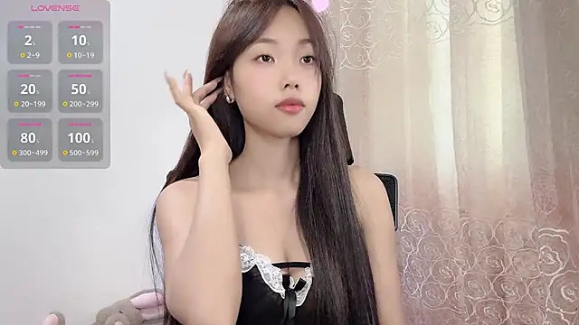 Snapshot of Lvy--v chatting on September 12, 2025, 1:39 am Lvy--v online show from September 12, 2025, 1:39 am