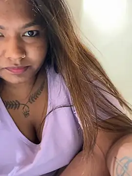 Snapshot of Hot_Urvi chatting on June 25, 2026, 6:46 pm Hot Urvi online show from June 25, 2026, 6:46 pm