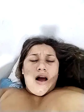 kailyn bohorquez online show from February 18, 2025, 1:22 pm