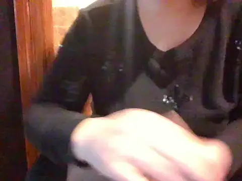 maria38xxx online show from February 26, 2025, 4:05 pm