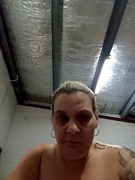 llASHll online show from November 26, 2025, 9:37 pm