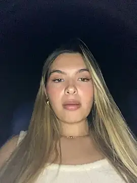 Odett  online show from February 5, 2025, 2:29 am