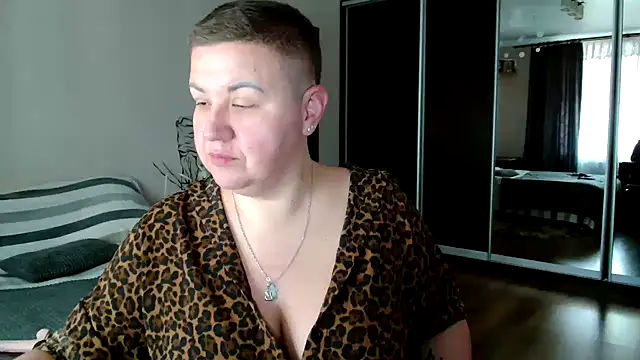 Snapshot of Annet1912 chatting on September 21, 2025, 8:52 am Annet1912 online show from September 21, 2025, 8:52 am