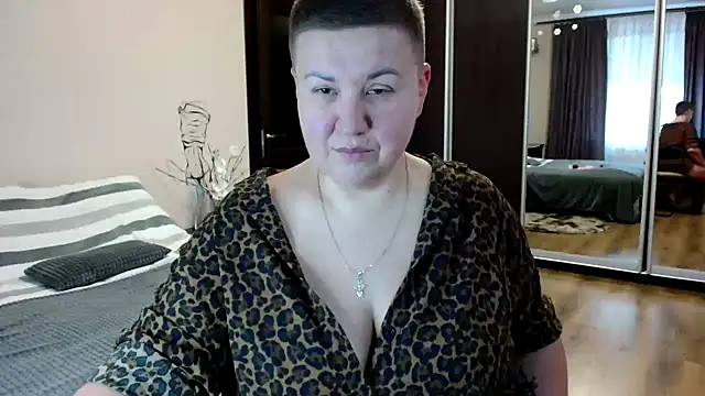 Snapshot of Annet1912 chatting on November 26, 2025, 11:21 am Annet1912 online show from November 26, 2025, 11:21 am