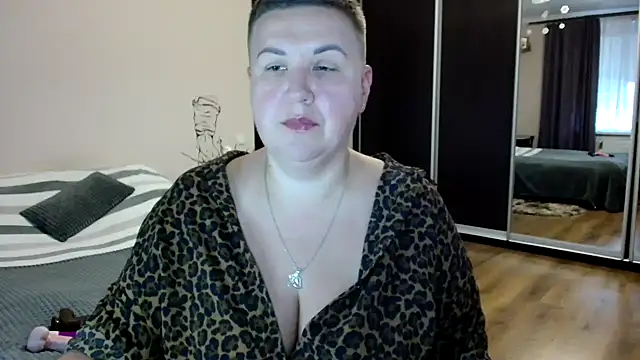 Snapshot of Annet1912 chatting on October 23, 2025, 6:12 am Annet1912 online show from October 23, 2025, 6:12 am