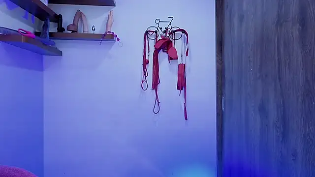 avans 15 online show from November 12, 2025, 10:57 pm