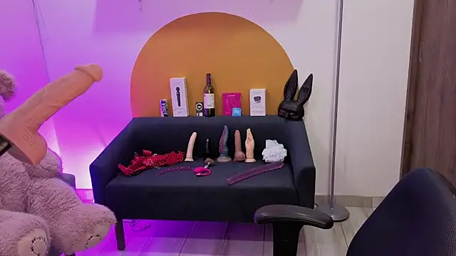 avans 15 online show from April 21, 2026, 11:55 pm