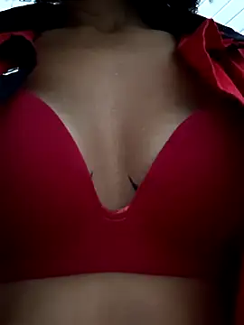 Snapshot of BlairSamy chatting on February 13, 2025, 5:44 pm BlairSamy online show from February 13, 2025, 5:44 pm