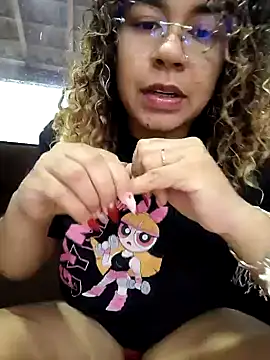 Snapshot of VitoriaFernandes chatting on February 2, 2026, 3:22 pm VitoriaFernandes online show from February 2, 2026, 3:22 pm