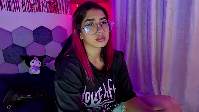 Horny tgn online show from February 21, 2026, 6:32 pm