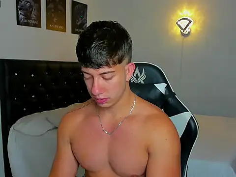 Snapshot of sean_brownx chatting on November 27, 2025, 9:54 am sean brownx online show from November 27, 2025, 9:54 am