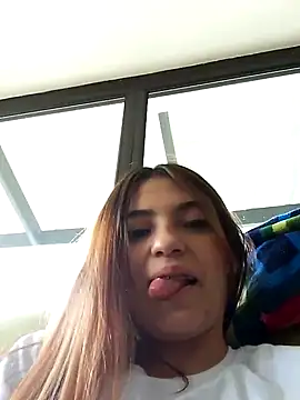 sofiarouge online show from March 14, 2025, 3:03 pm