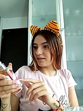 sofiarouge online show from March 8, 2025, 7:42 pm