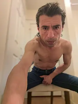 Natural sexy33 online show from March 10, 2025, 7:00 am