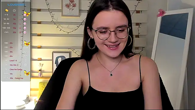 Josephine jo online show from October 5, 2025, 6:20 pm