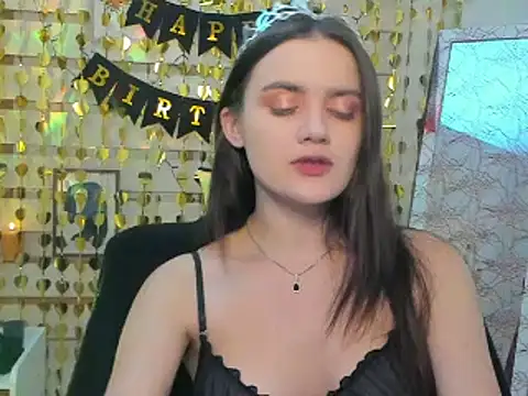 Josephine jo online show from November 1, 2025, 8:03 pm