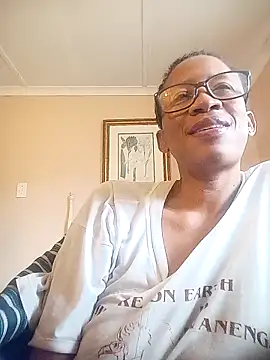 bustybillies online show from December 14, 2025, 5:46 am