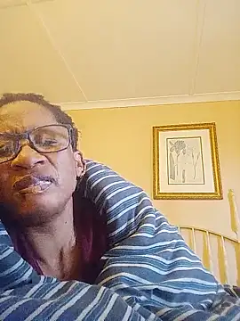 Snapshot of bustybillies chatting on June 19, 2026, 1:28 pm bustybillies online show from June 19, 2026, 1:28 pm