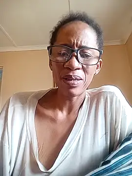 bustybillies online show from December 19, 2025, 5:43 am