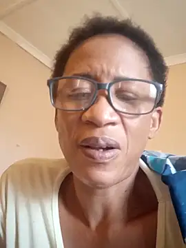 bustybillies online show from April 15, 2026, 12:21 pm