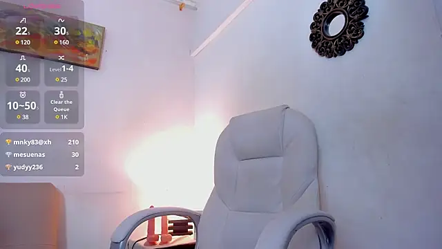 anyi restrepo online show from February 17, 2025, 3:44 pm