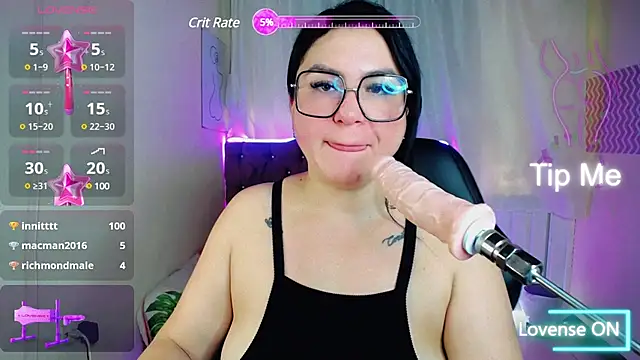 Snapshot of _curvy_latina chatting on March 18, 2025, 6:28 pm curvy latina online show from March 18, 2025, 6:28 pm