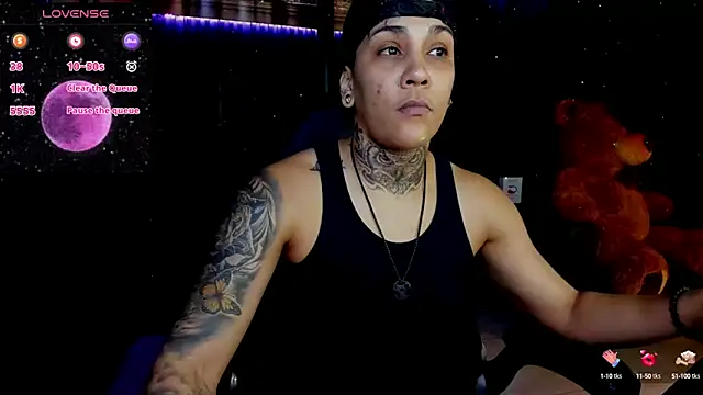 ZhoeStrong online show from March 15, 2025, 6:32 pm