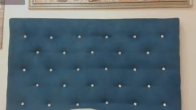 sofiaclauss online show from February 8, 2025, 8:31 am