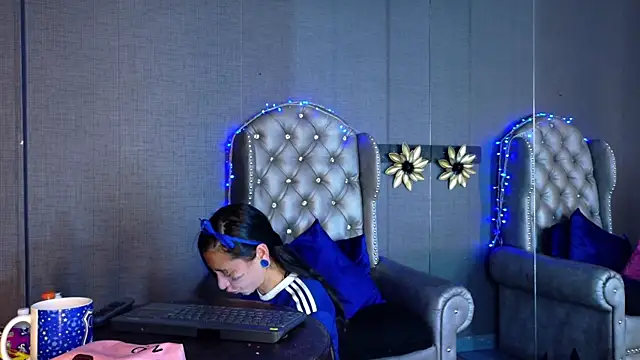 Snapshot of LusstCruella chatting on January 7, 2026, 4:45 pm LusstCruella online show from January 7, 2026, 4:45 pm