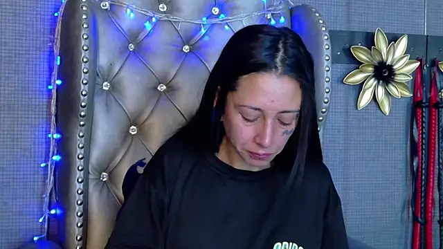 Snapshot of LusstCruella chatting on January 9, 2026, 9:00 pm LusstCruella online show from January 9, 2026, 9:00 pm