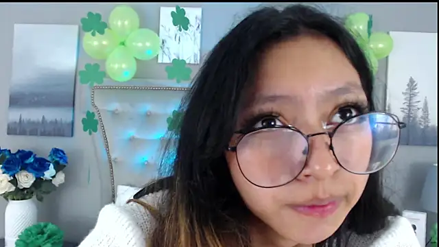 Yommi Winx online show from March 18, 2025, 3:45 am