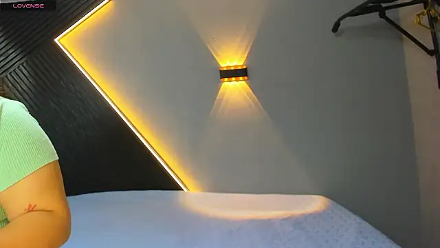 Laia and Aloby online show from March 14, 2026, 10:05 pm