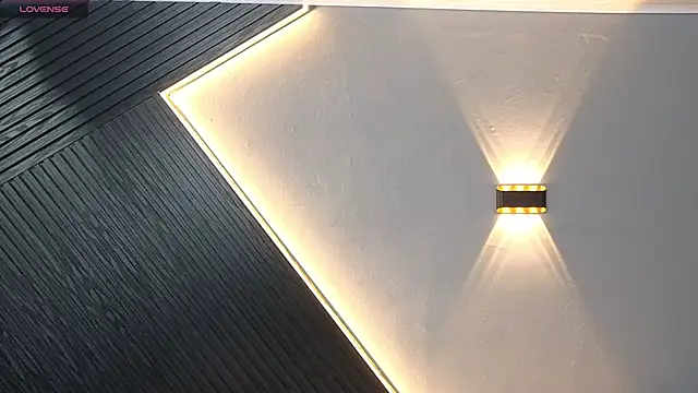 Snapshot of Laia_and_Aloby chatting on February 28, 2026, 10:09 pm Laia and Aloby online show from February 28, 2026, 10:09 pm