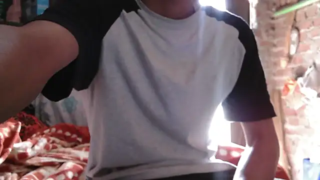 Dreamdaze2025 online show from March 3, 2026, 5:25 am